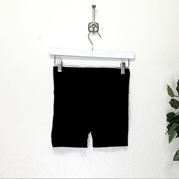 Primark Cares Black Bike Shorts - Picture 1 of 7